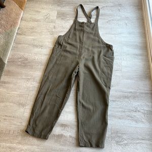Green Baggy Overalls Linen Jumpsuit BDG Urban Outfitters